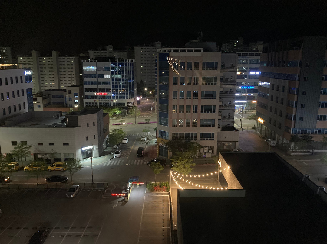 本昵客雅BIZ INN酒店主图