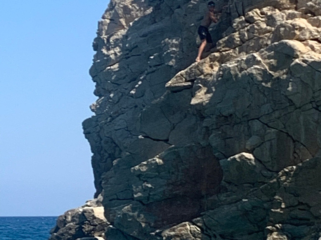 Paralia Paleokastro景点图片