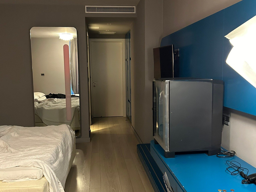 Essence Living Exclusive主图