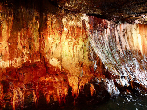Sandanbeki Cave-白滨町必去景点