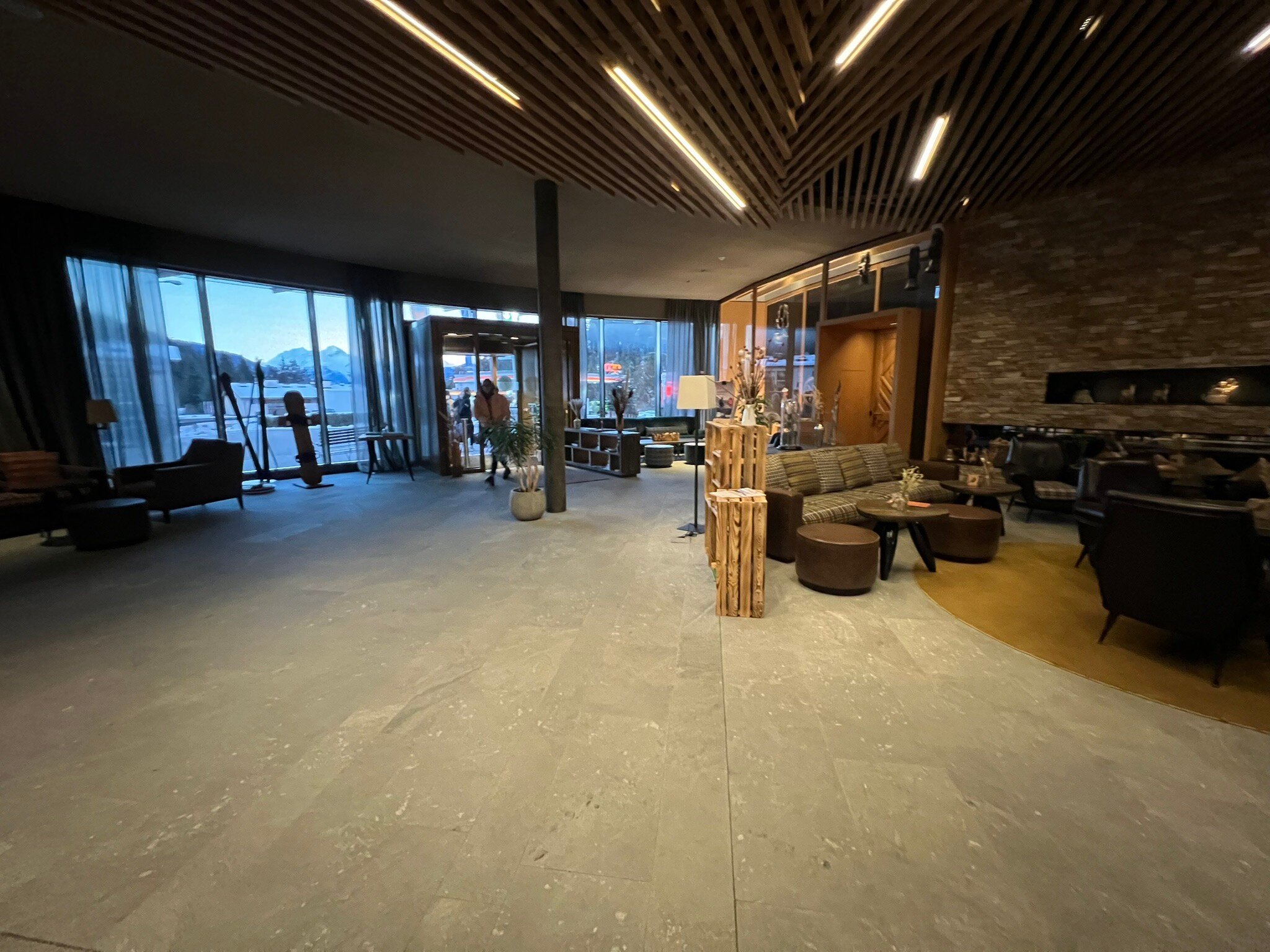 Peaks Place Apartment-Hotel Wellness & Spa-官方