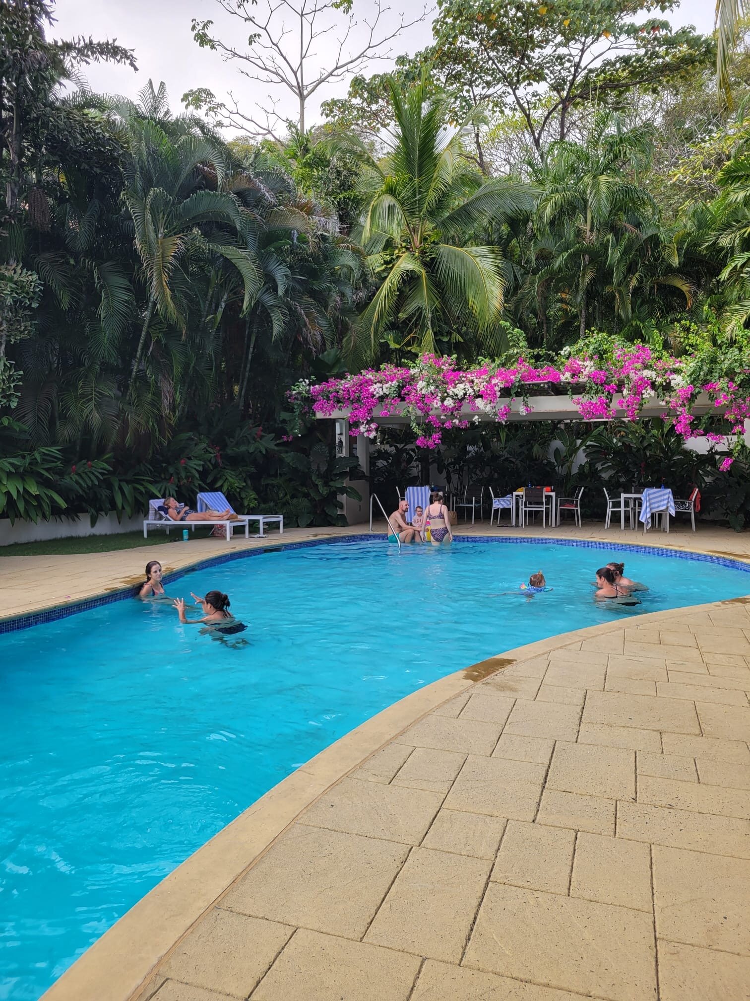 Hotel Playa Cambutal-泳池