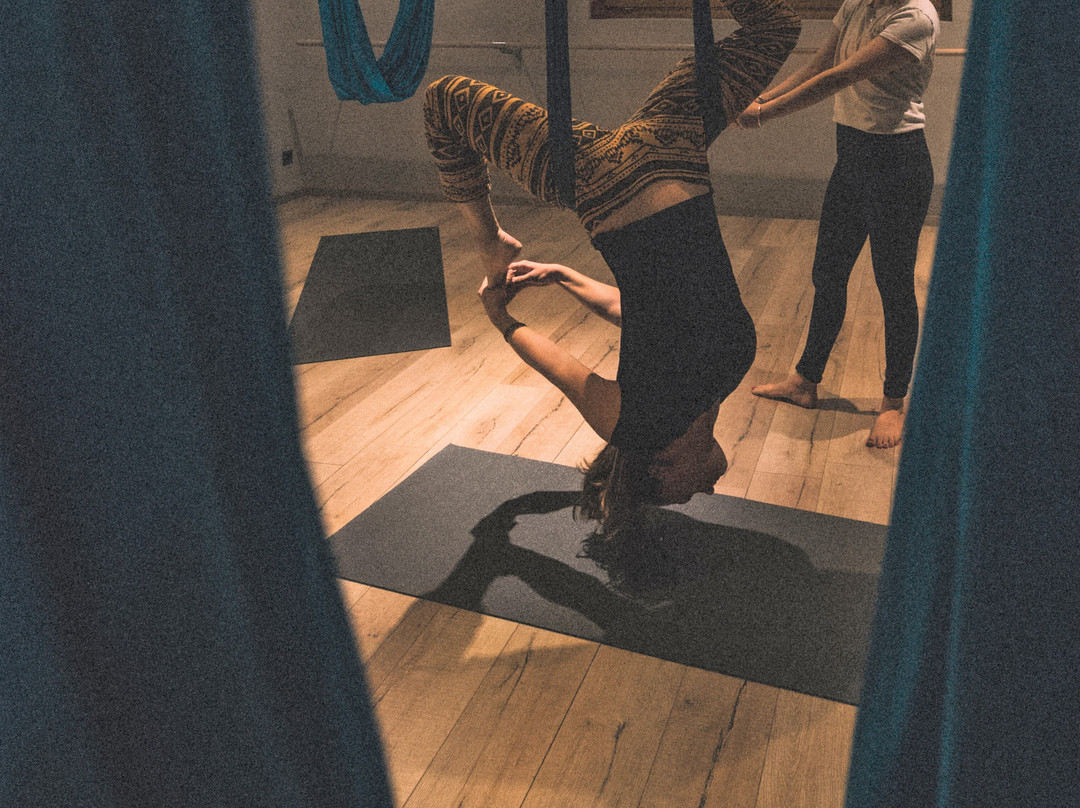 Inspire Yoga Massage Fitness景点图片