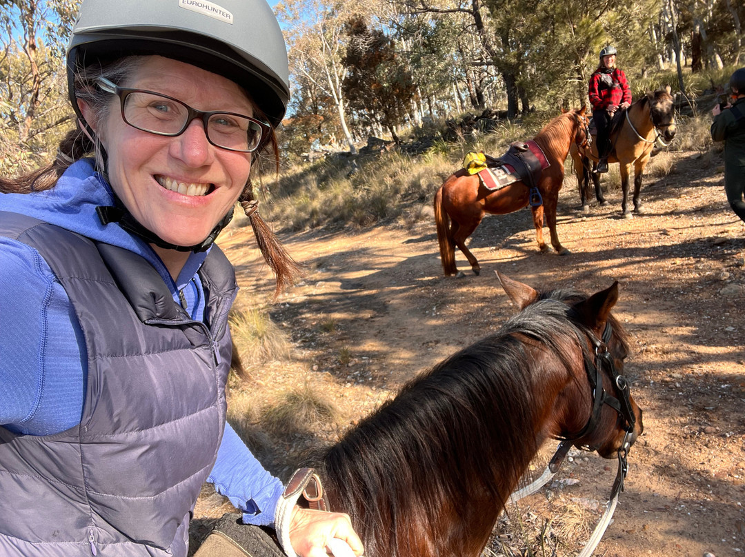 Burnelee Excursions on Horseback-穆任百特曼必去景点
