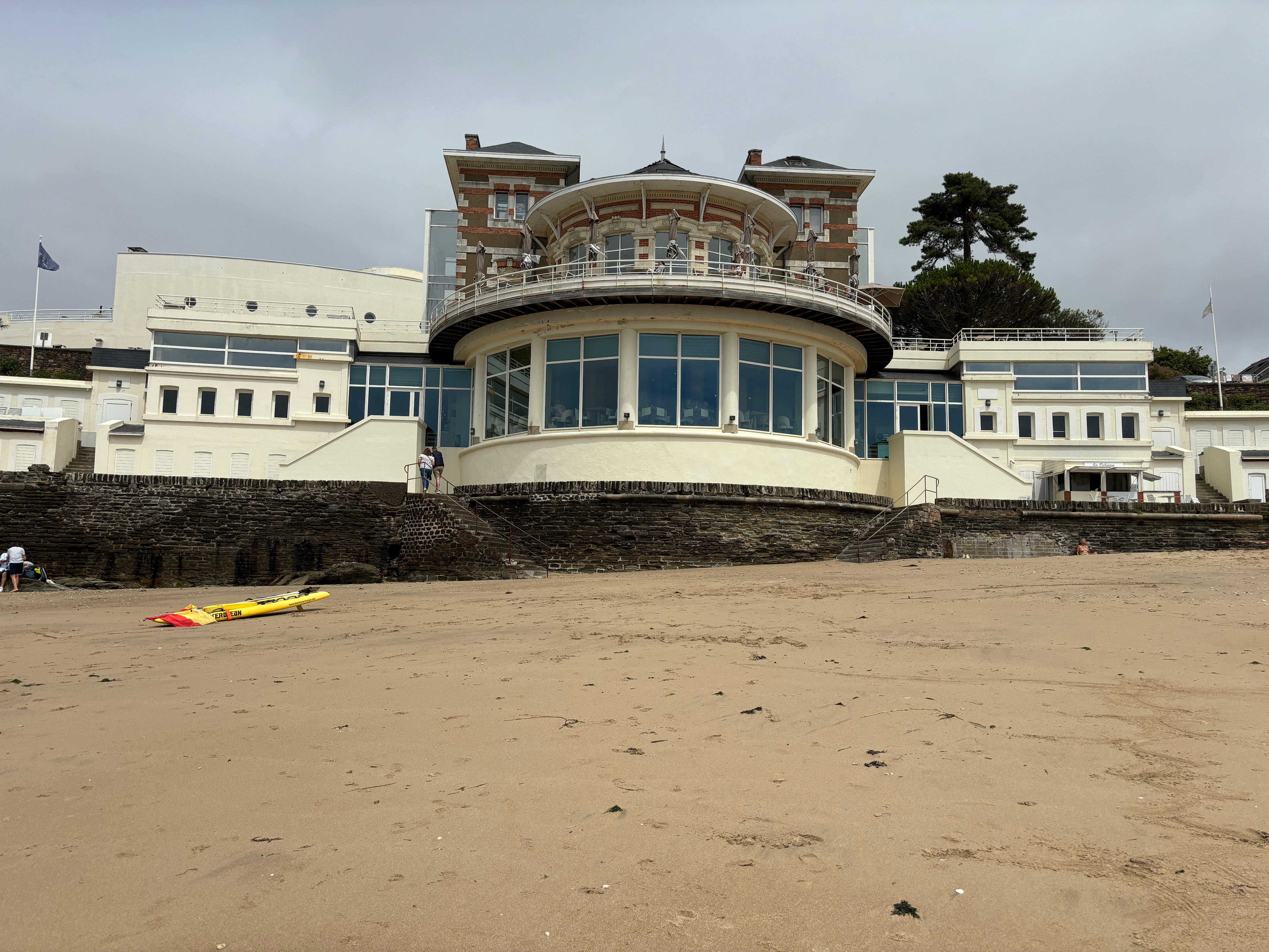 Alliance Pornic Thalassotherapie & Spa-浴室