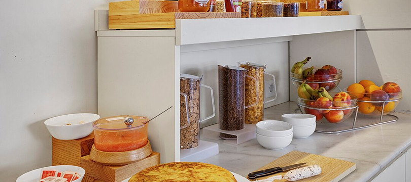 赫罗纳快捷假日酒店