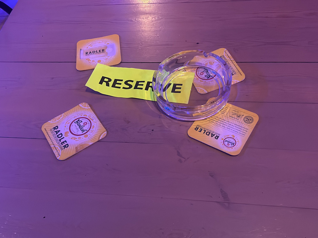 Maria's Famous Karaoke Fun Pub-Kavos必去景点