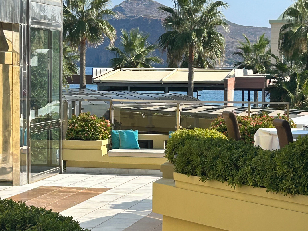 Thalassa Beach Resort主图