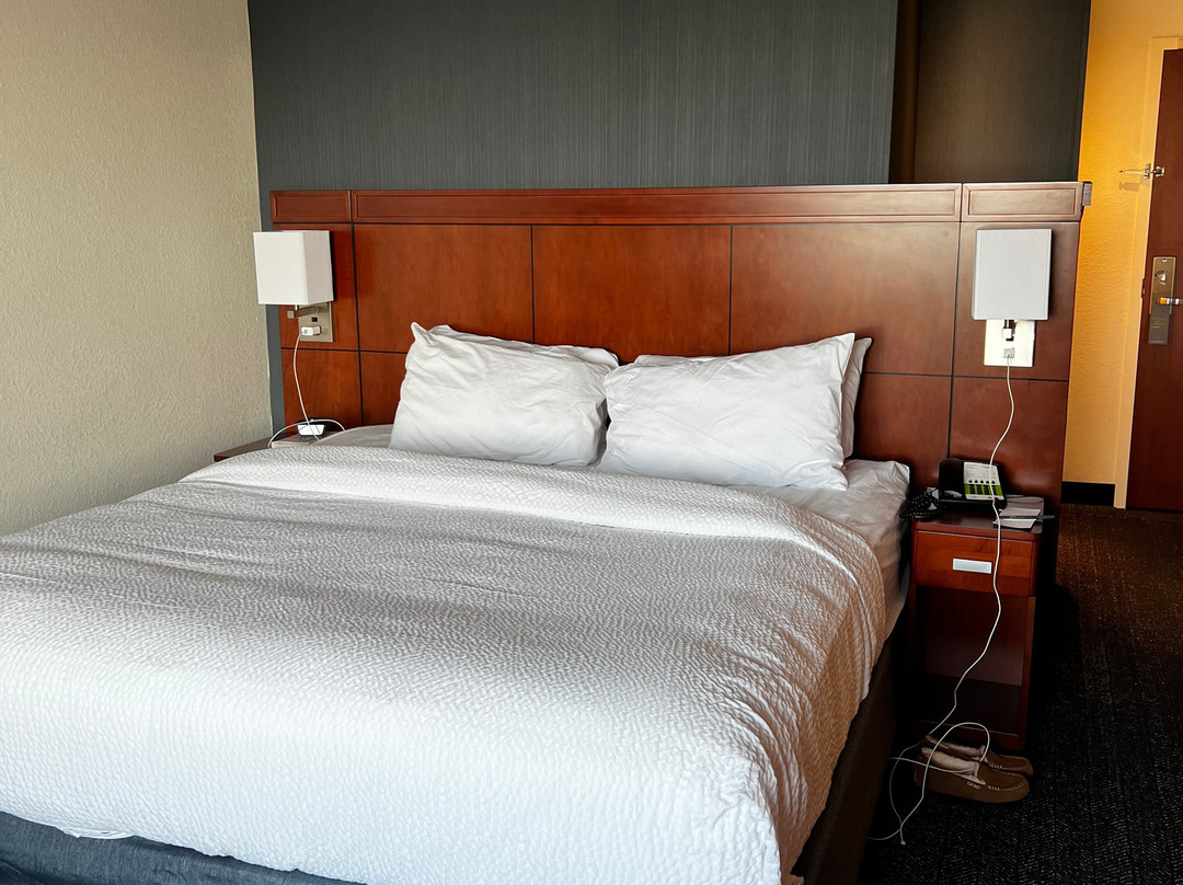 Courtyard by Marriott Evansville East主图
