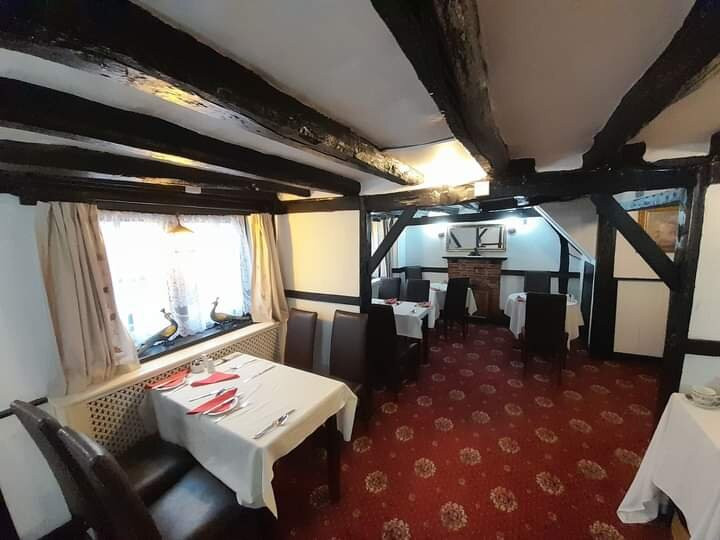 The Old Lamb Hotel主图