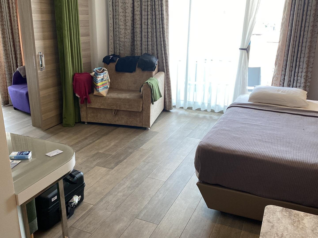 Lalila Blue Suites主图