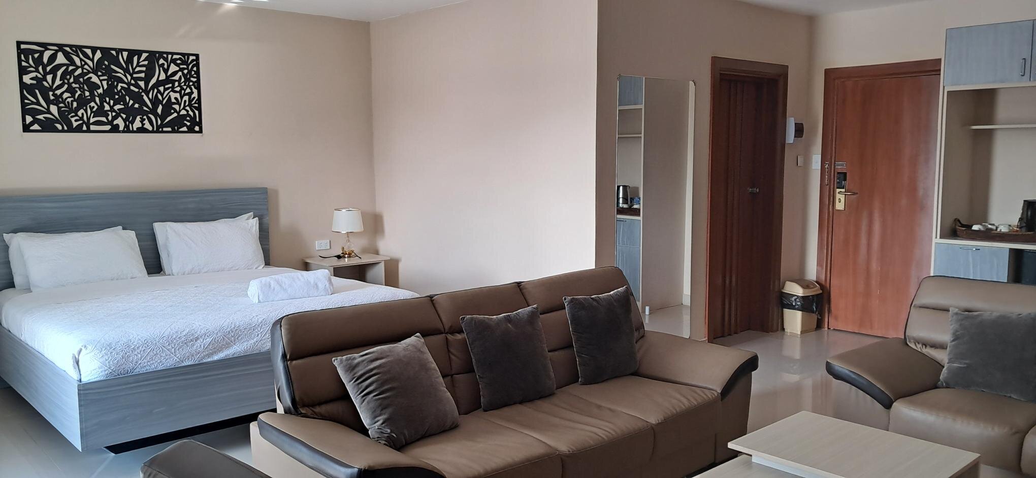 McRoyal Hotel-客卧