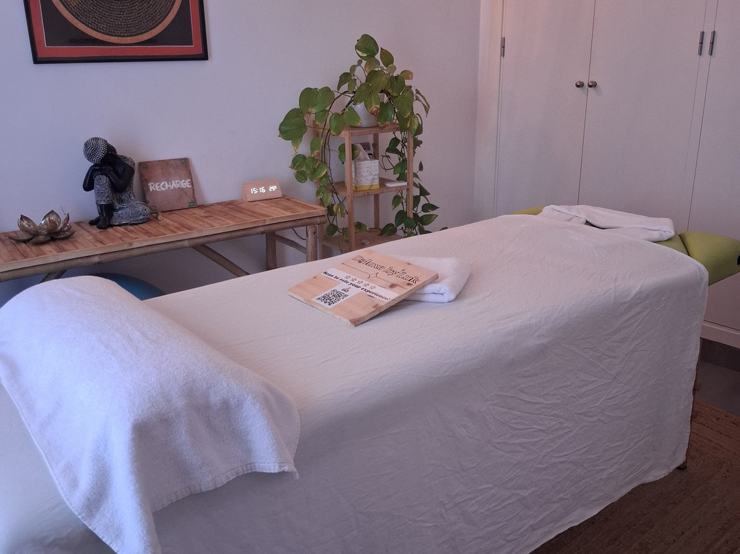 Massage Deluxe by Luk景点图片