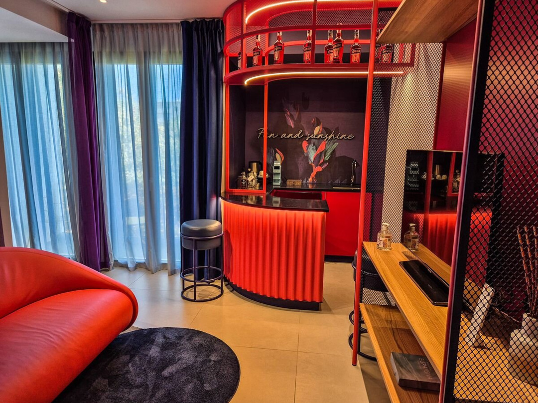 Demo Hotel Design Emotion主图