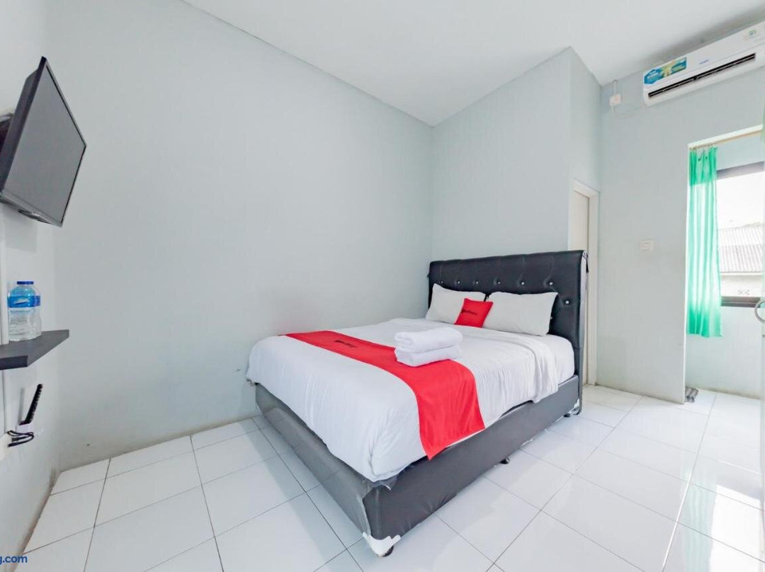 OYO 1599 Naz Guesthouse Syariah