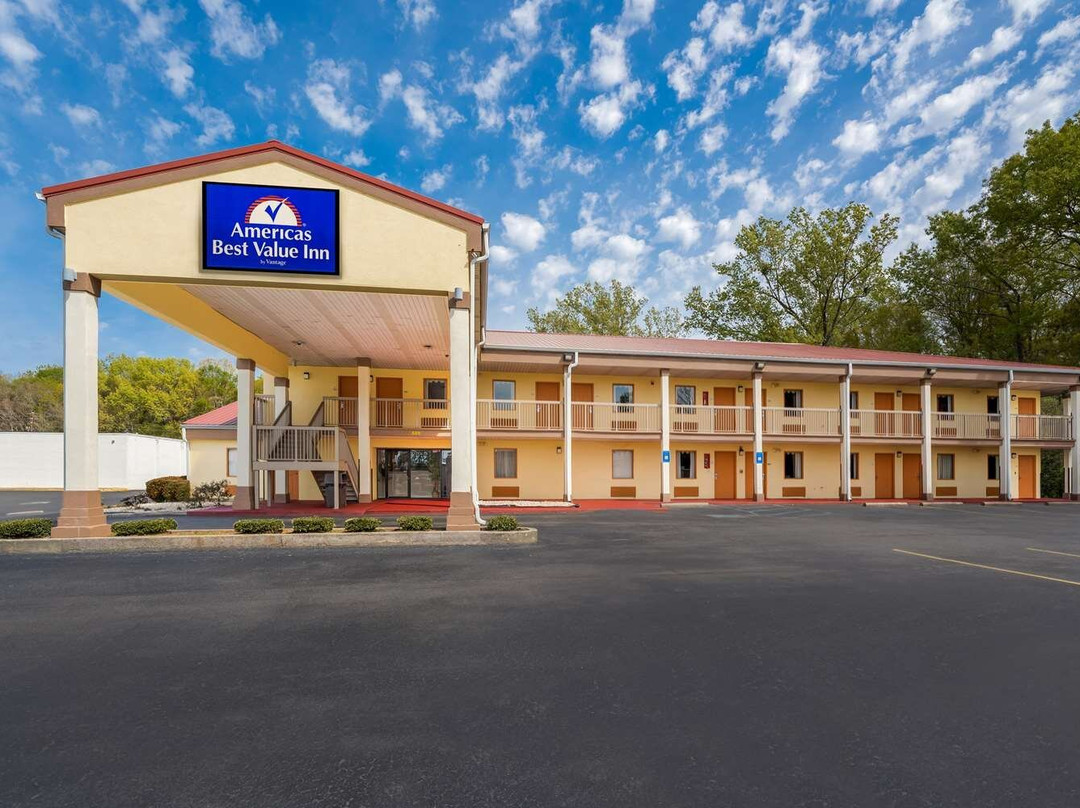 Americas Best Value Inn Montezuma主图