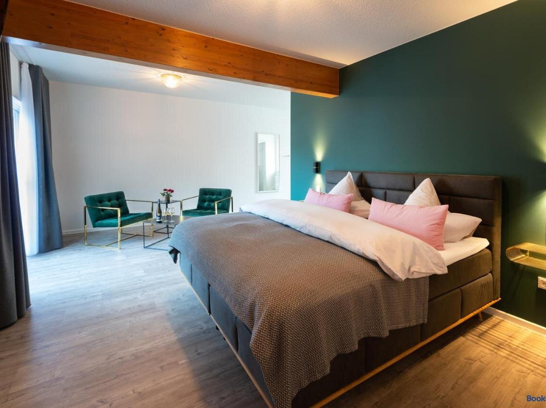 Grafendhron酒店住宿-Moselweingut & Gastehaus Hubertushof