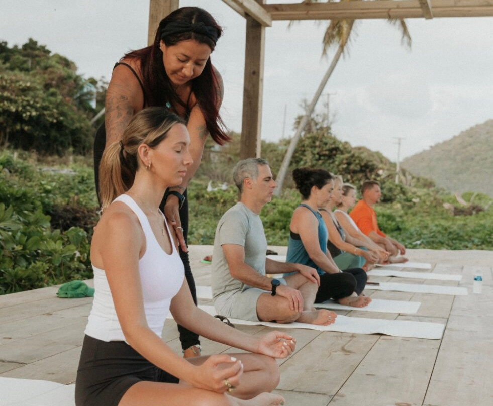 Carol Schoonhoven “Pura Vida Yoga BVI”-Road Town必去景点