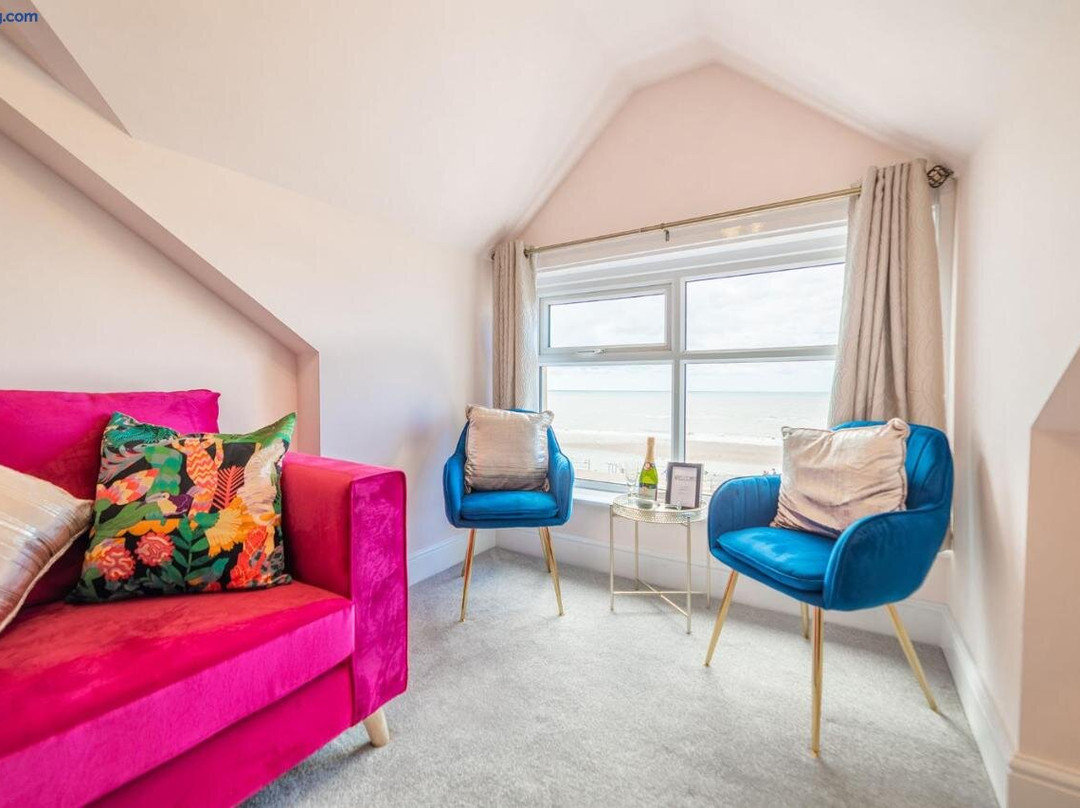 Highcliffe Apartments