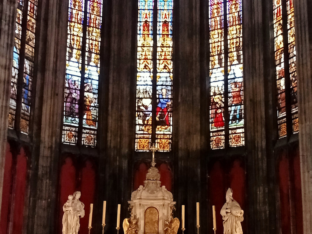 Collégiale Saint-Denis-列日必去景点