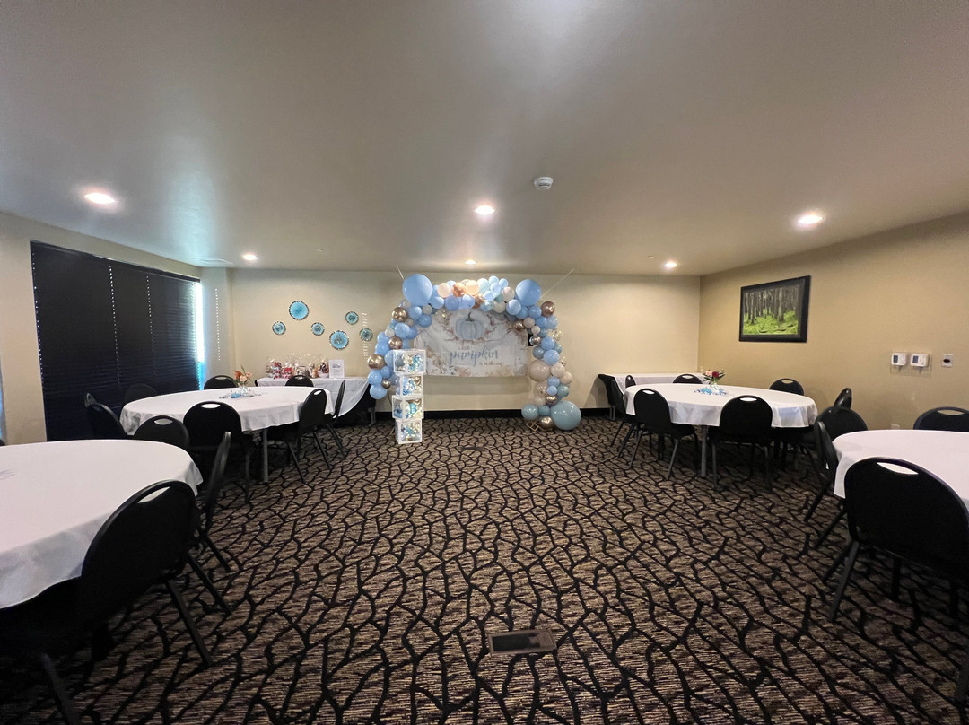 Juneau Aspen Suites Hotel主图