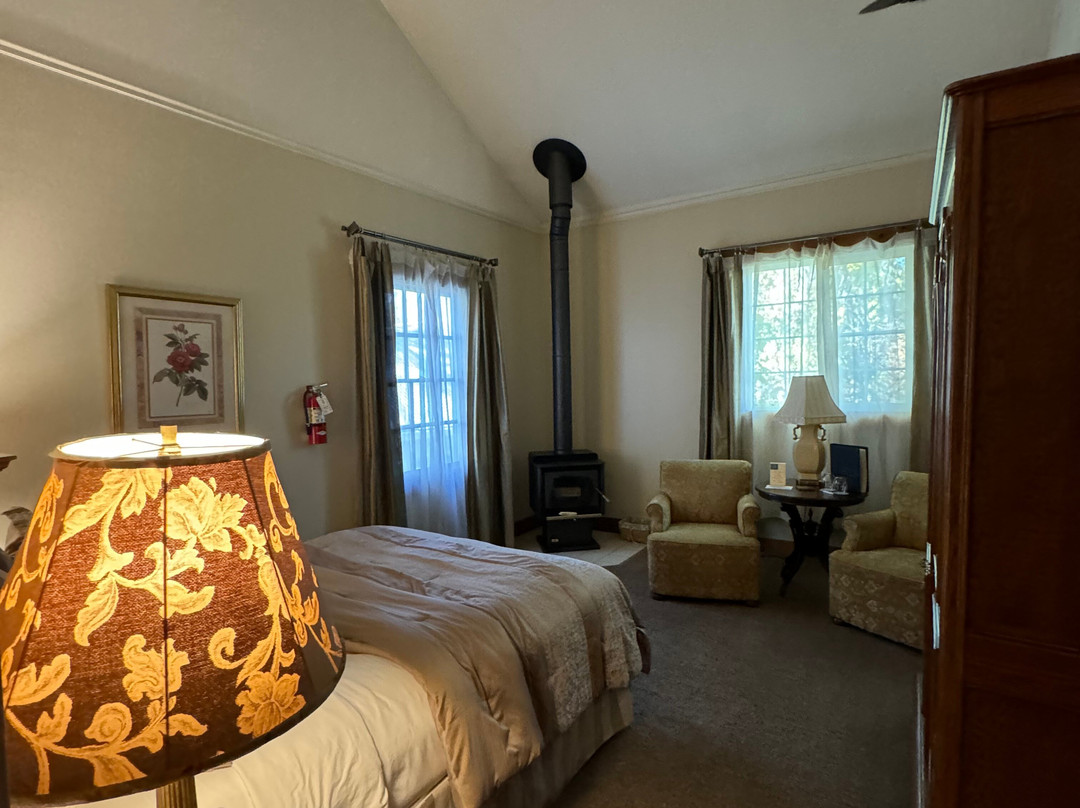 The Victoria Inn主图