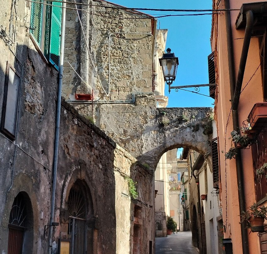 Centro Storico Di Ischia Di Castro景点图片