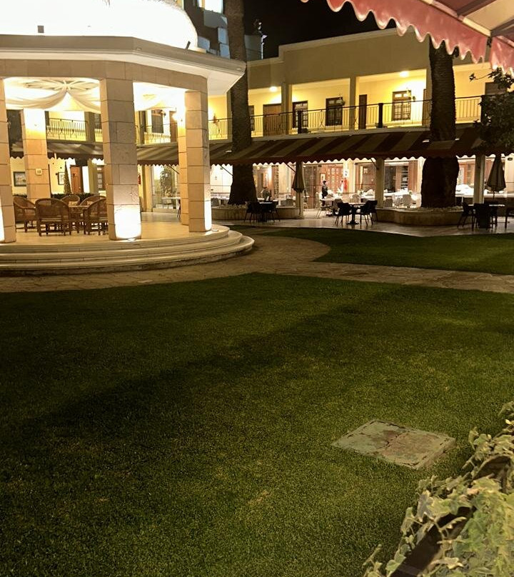 科恰班巴大酒店主图