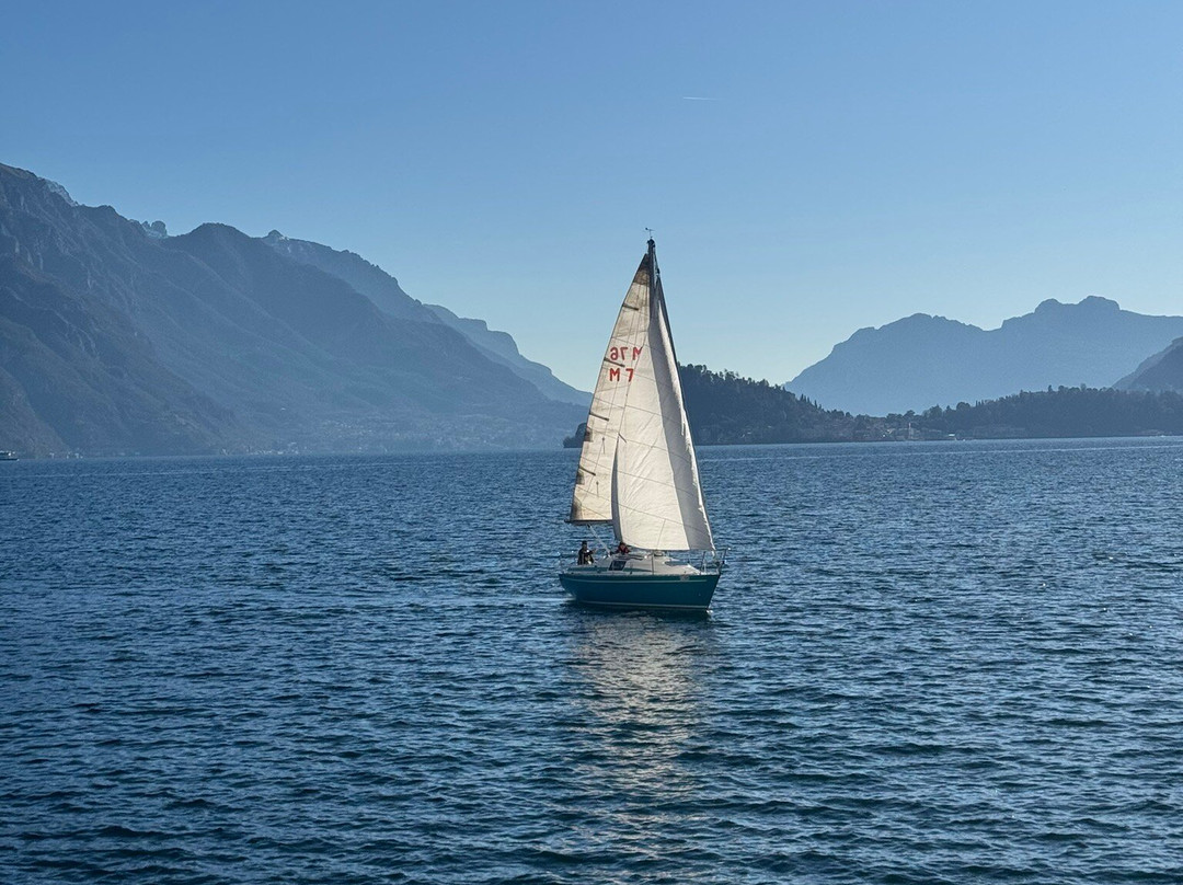 Navigazione Lago di Garda-代森扎诺-德尔加达必去景点