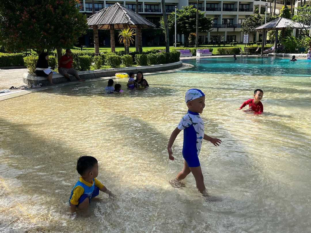 美娜多喜多娜渡假村主图