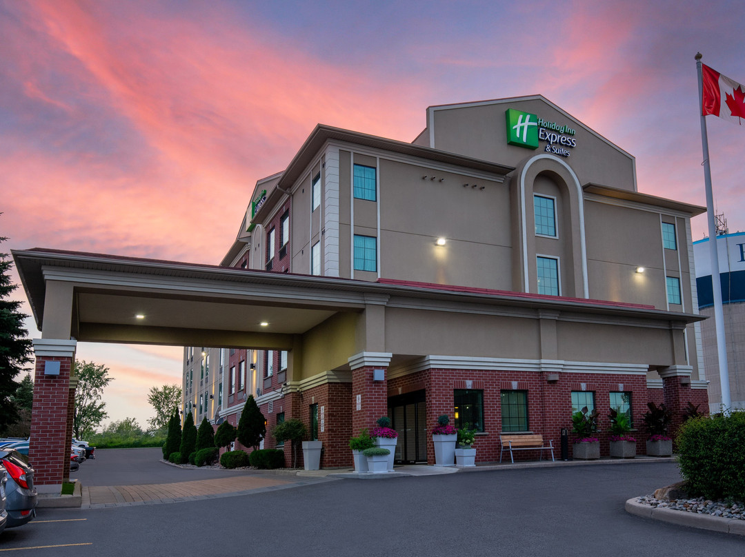 Holiday Inn Express & Suites Barrie By IHG主图