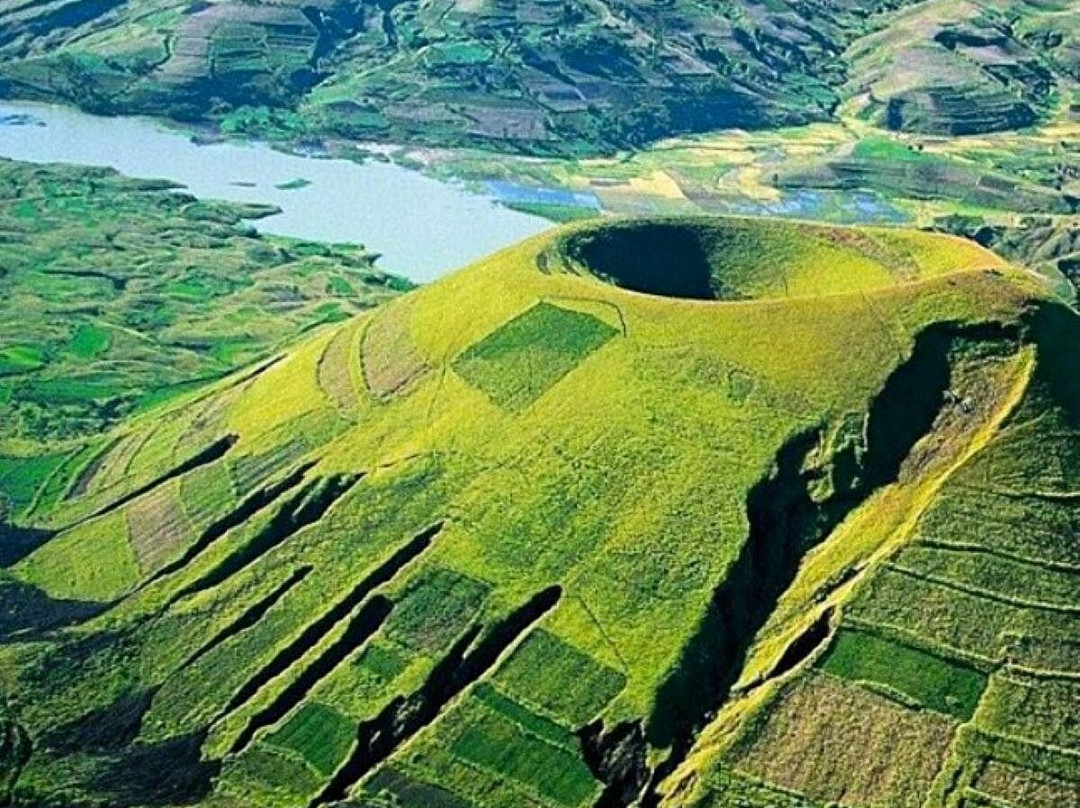 Massif Volcanique De L'itasy景点图片
