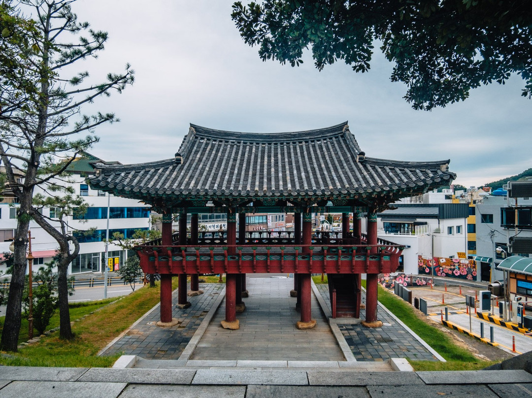 Yeosu Jinnamgwan-丽水市必去景点