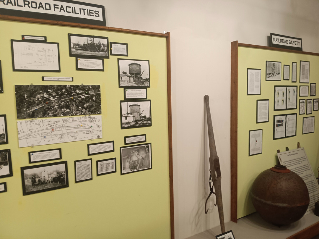 Mazomanie Historical Society景点图片