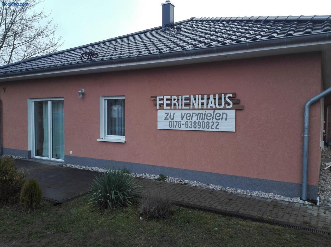 Am Bahnhof