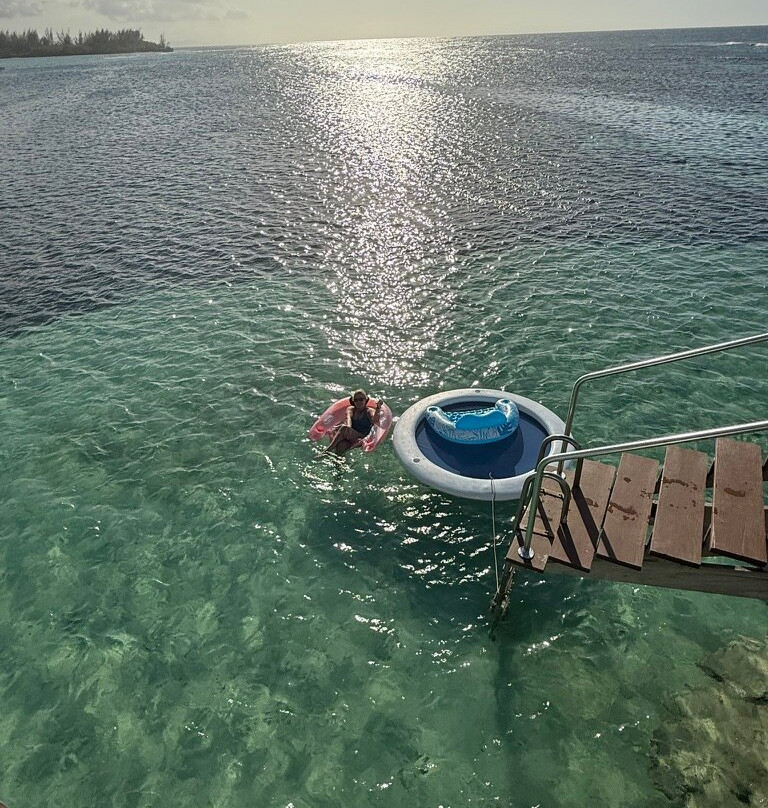 桑德尔斯皇家加勒比海及私人岛屿全包酒店主图