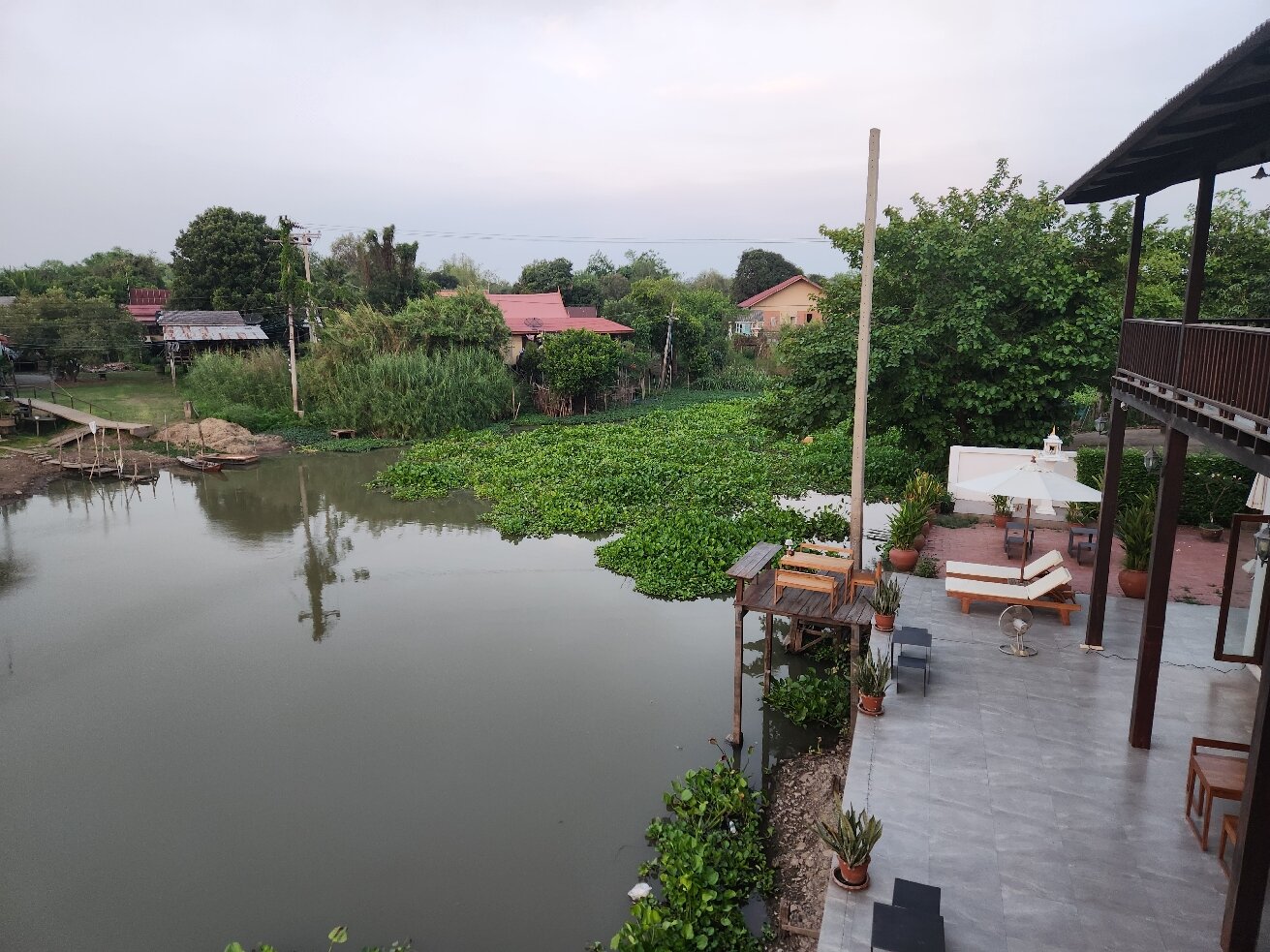 The Bank River House-官方