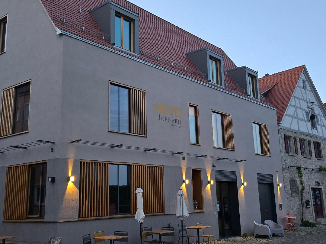 Hotel-Weingut Bernard