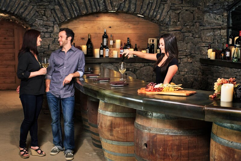 "End of the Trail" All-American Wine Cellar-Ridgedale必去景点