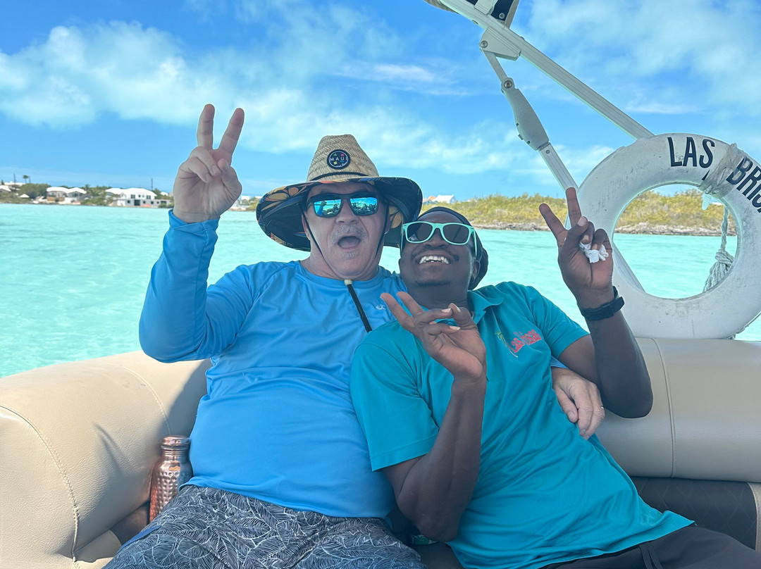 Pontoon Cruises on Chalk Sound-Five Cays Settlement必去景点