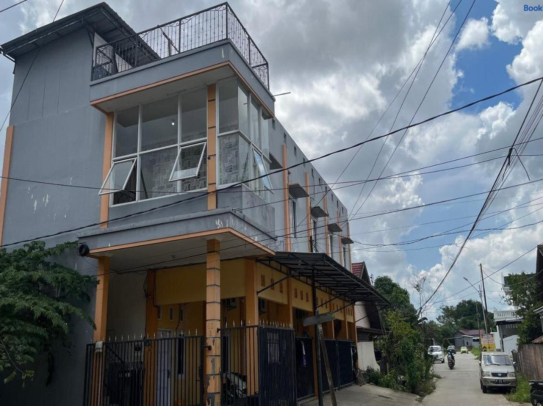 OYO 93528 Guest House Zidan 21