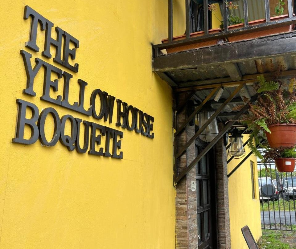 The Yellow House Boquete