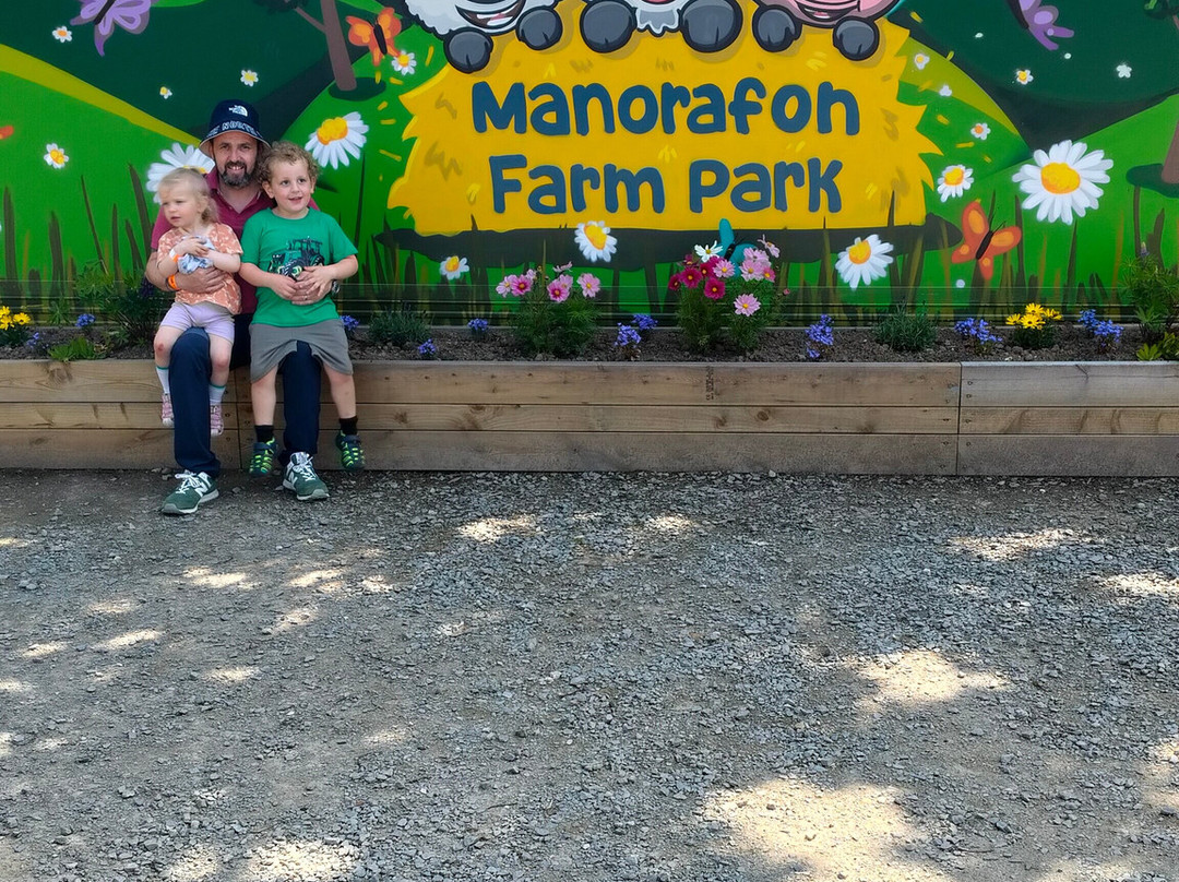 Manorafon Farm Park景点图片