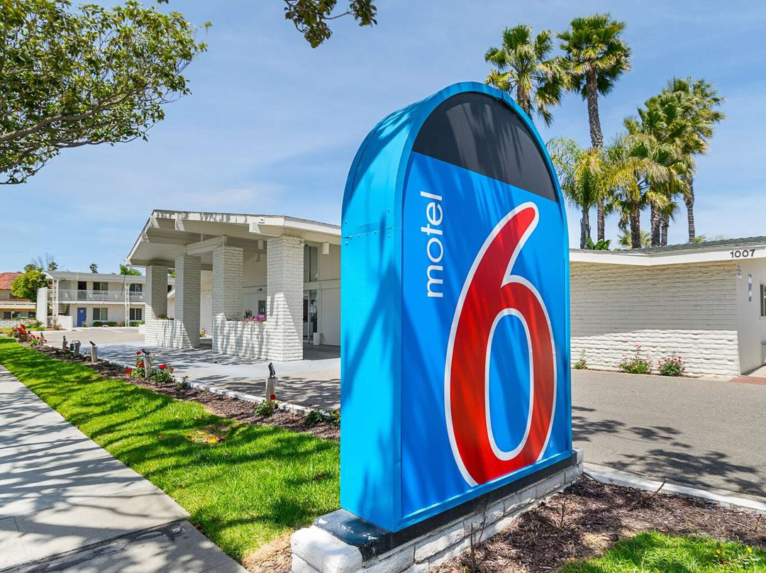Motel 6 Santa Maria - South