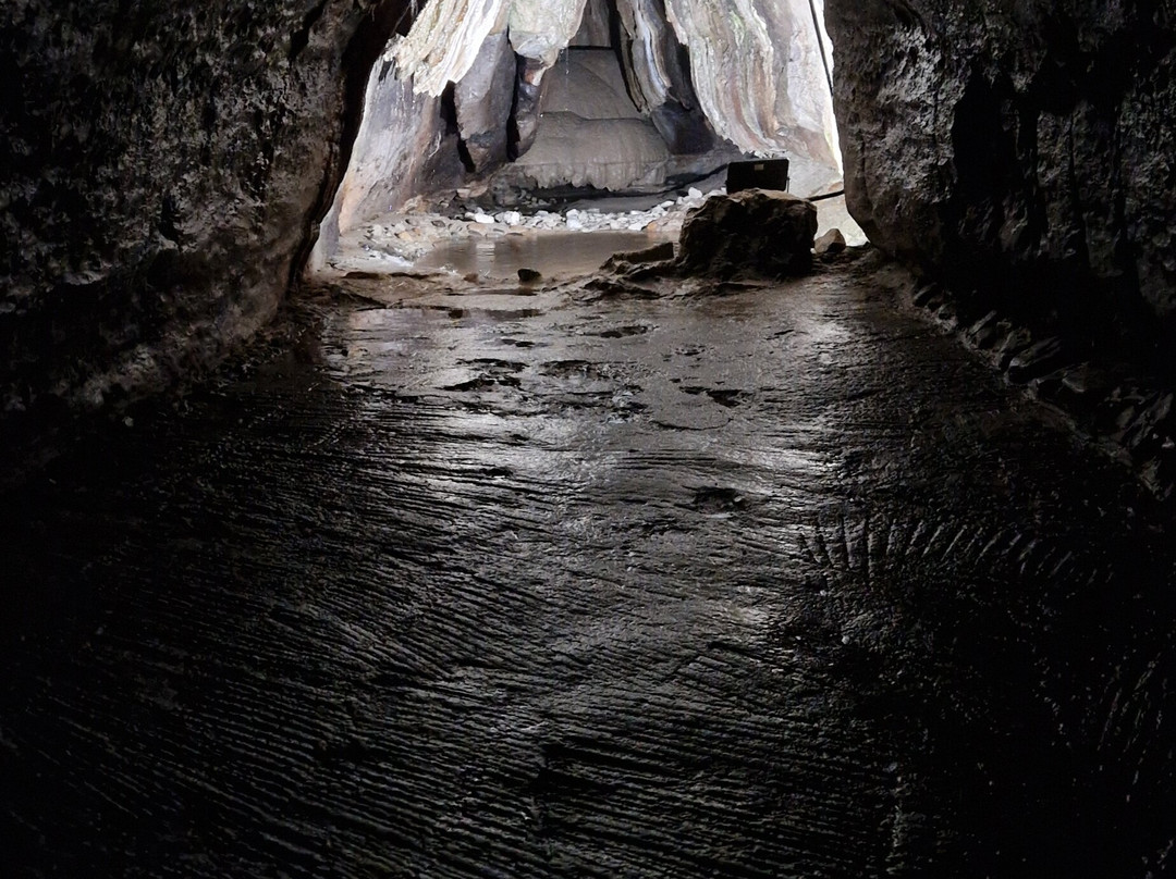 Ingleborough Cave-Clapham必去景点