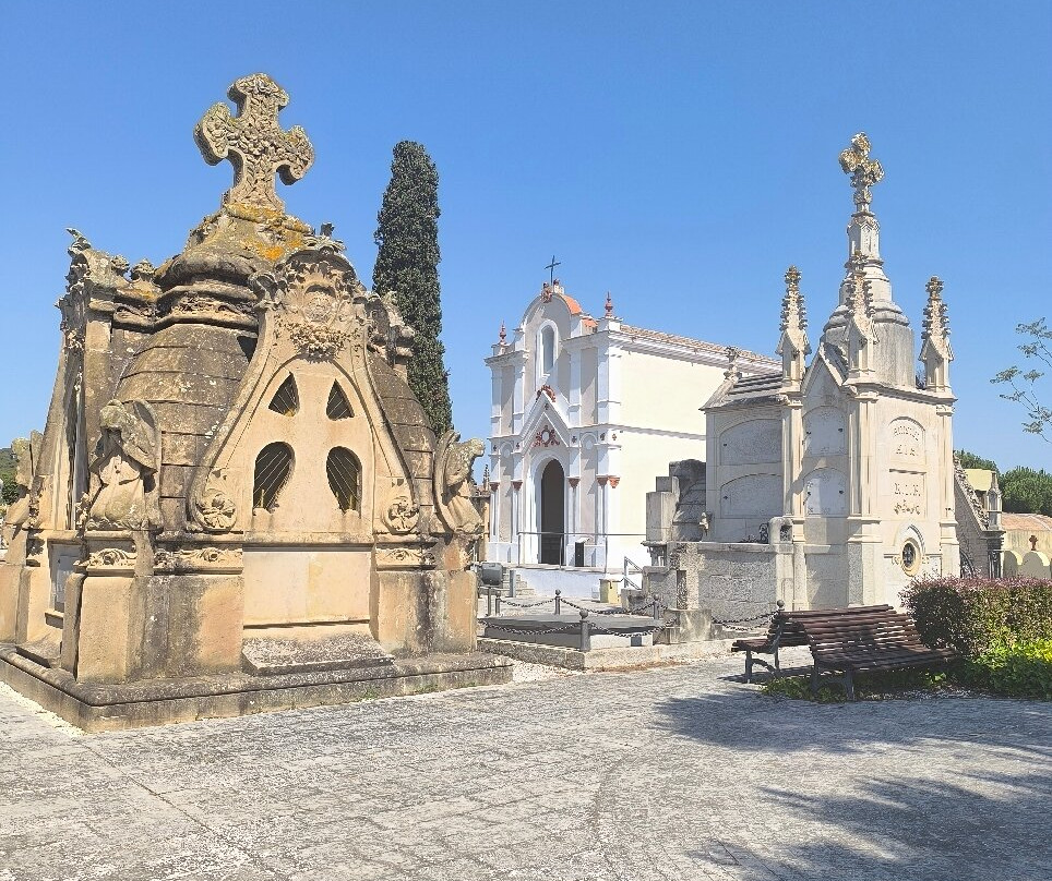 Modernist Cemetery-犹兰特德玛必去景点