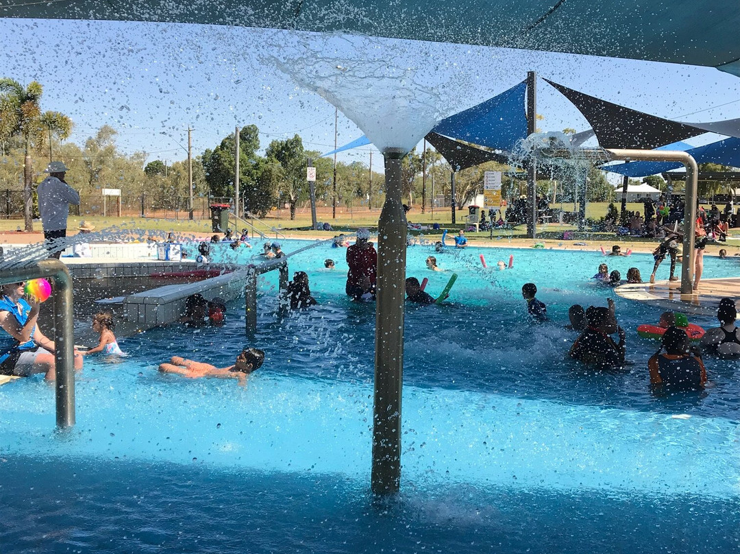 Splashez Aquatic Centre-Mount Isa必去景点