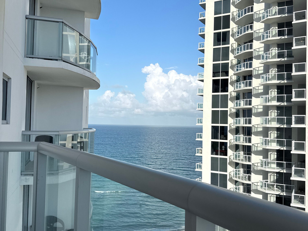 Marenas Beach Resort主图