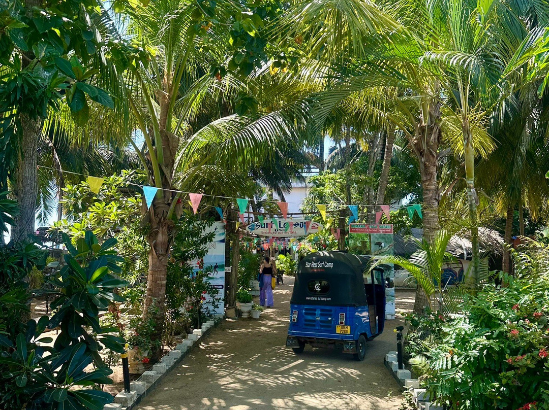 Star Rest Surf Camp主图