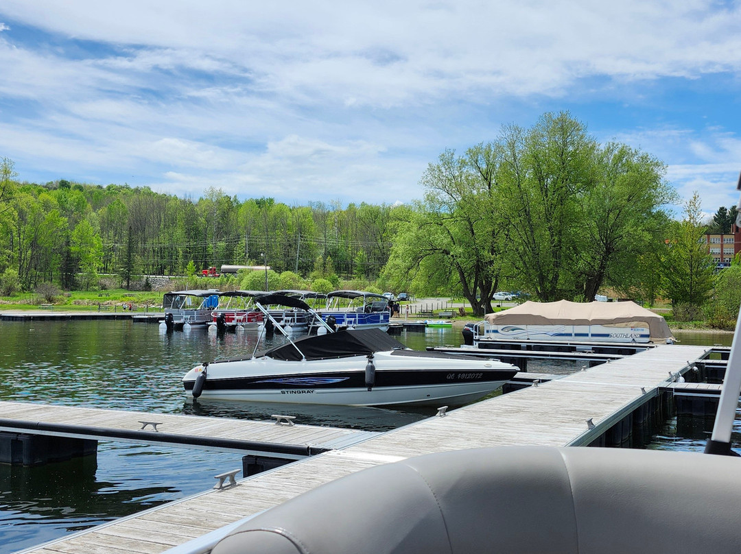 Location Des Quatre Lacs En Estrie-Ayer's Cliff必去景点